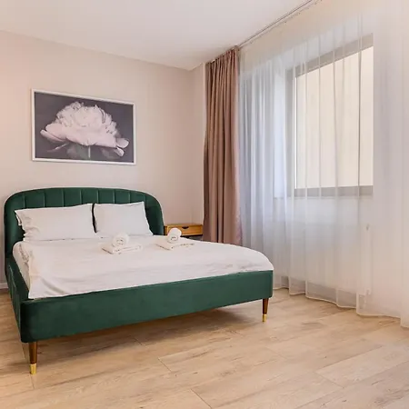Uno- All Seasons With Garden View Apartment Brasov