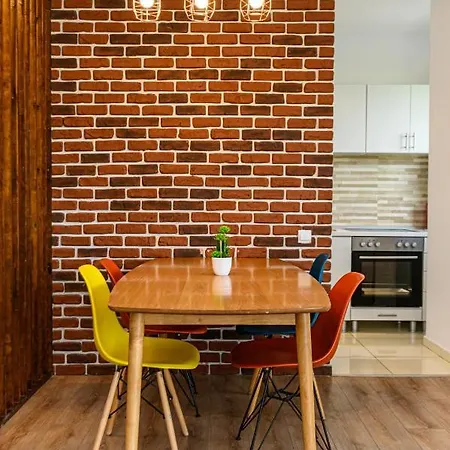 Apartment Uno- All Seasons With Garden View Brasov