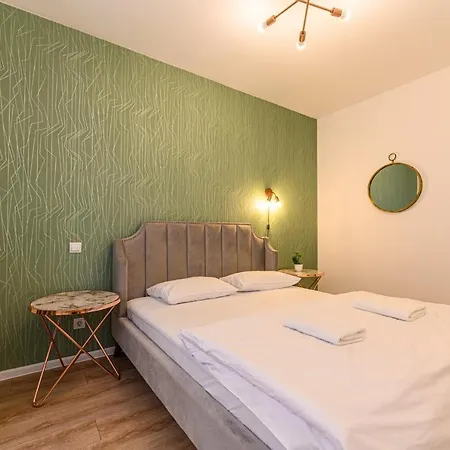 Uno- All Seasons With Garden View Apartment Brasov