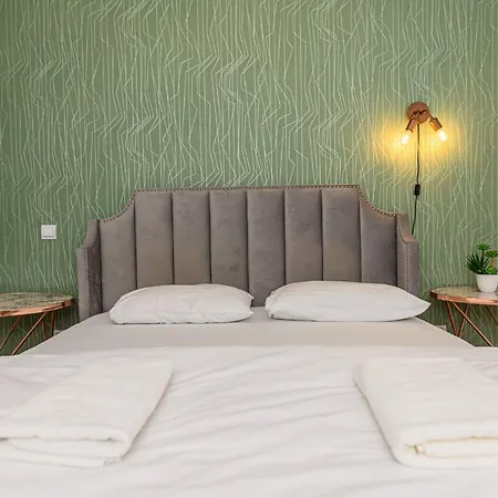 Uno- All Seasons With Garden View Brasov