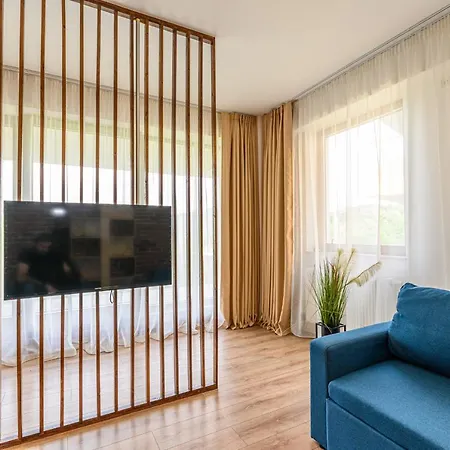 Uno- All Seasons With Garden View Apartment